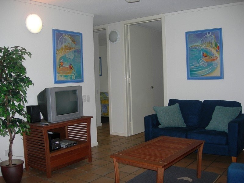 1/9 Rainbow Shores Drive, Rainbow Beach QLD 4581