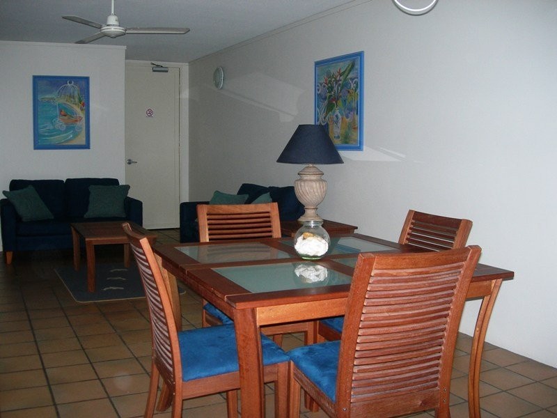 1/9 Rainbow Shores Drive, Rainbow Beach QLD 4581