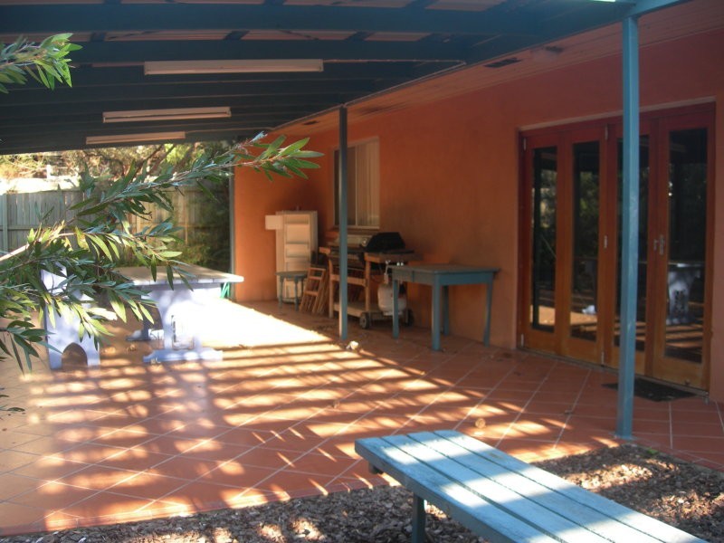 2/5 Prospect Place, Rainbow Beach QLD 4581