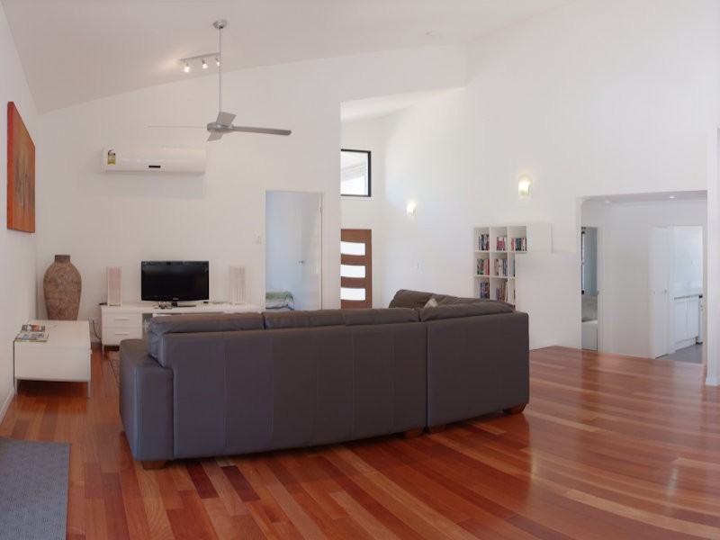 33 Esprit Drive, Rainbow Beach QLD 4581