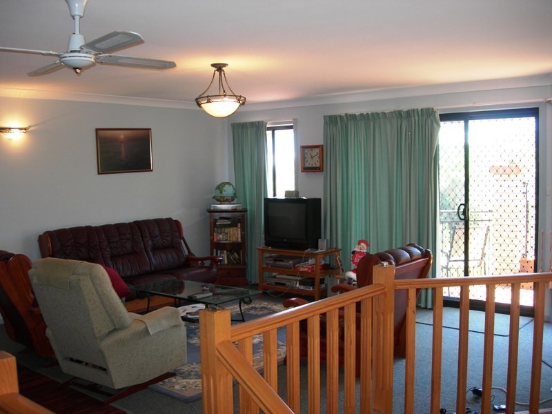 Unit 1/80 Cooloola Drive, Rainbow Beach QLD 4581