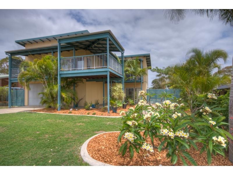 51 Bombala Crescent, Rainbow Beach QLD 4581