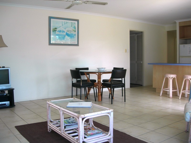 1/4 Ilmenite Avenue, Rainbow Beach QLD 4581