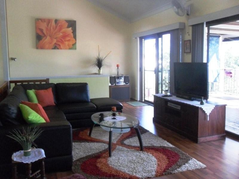 40 Rumbalara Avenue, Rainbow Beach QLD 4581