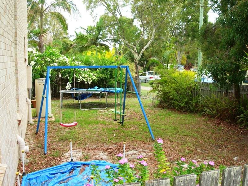 2/32 Kurana Street, Rainbow Beach QLD 4581