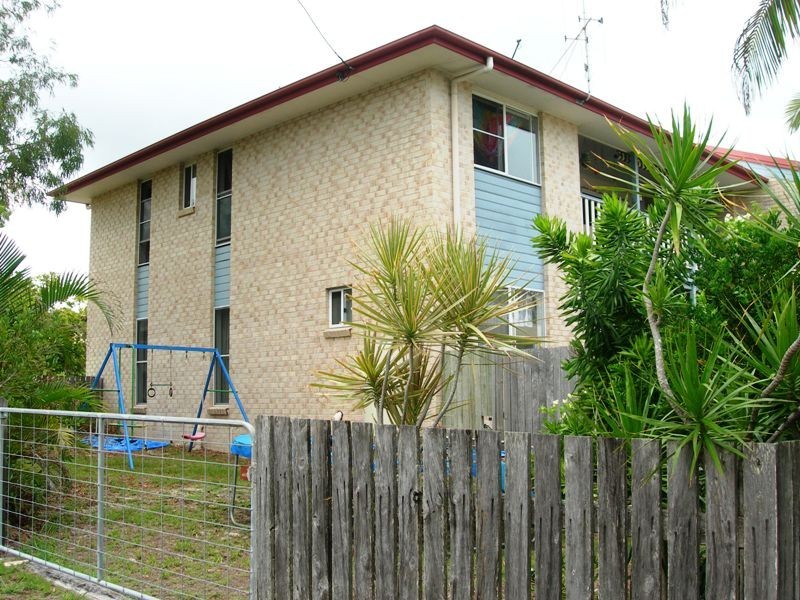 2/32 Kurana Street, Rainbow Beach QLD 4581