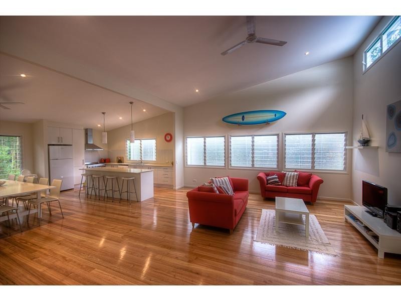 19 Satinwood Drive, Rainbow Beach QLD 4581