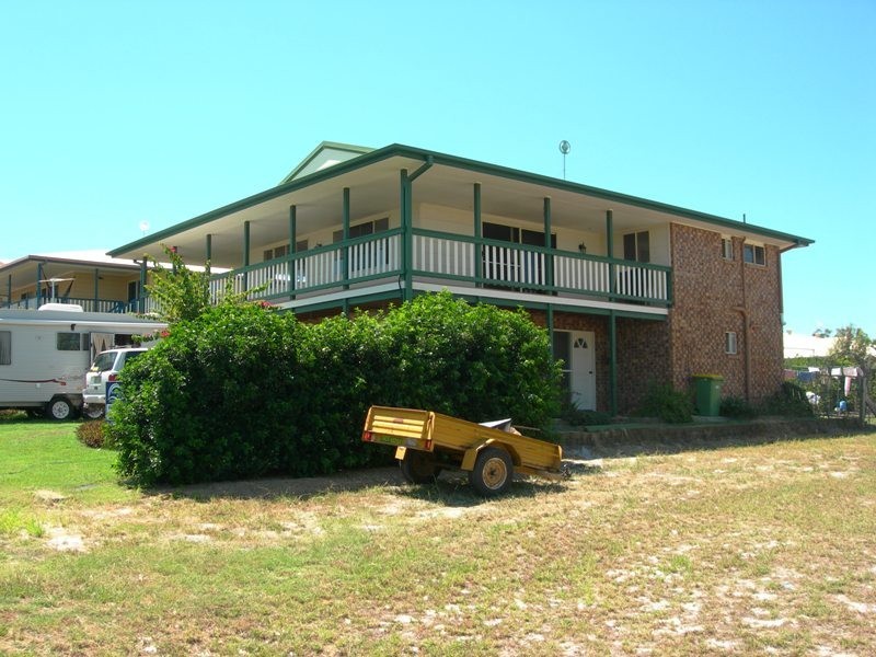 10 Coolberrry Court, Rainbow Beach QLD 4581