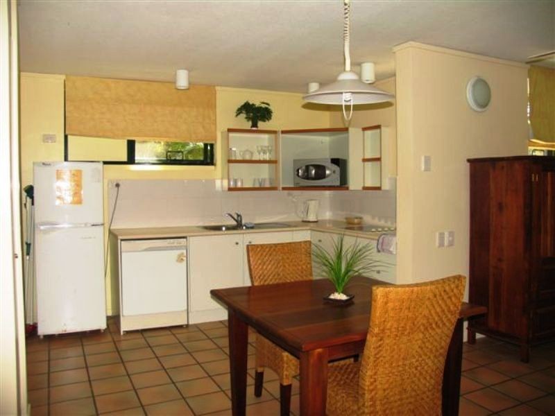 Unit 4/9 Rainbow Shores Drive, Rainbow Beach QLD 4581