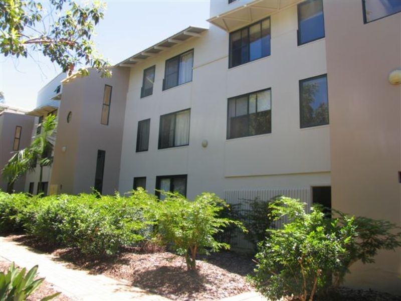 Unit 4/9 Rainbow Shores Drive, Rainbow Beach QLD 4581