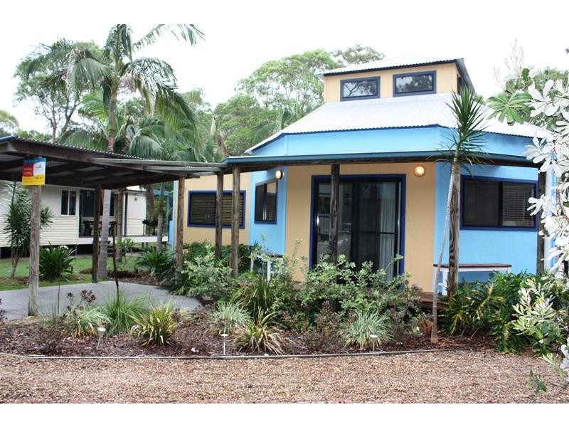 5 Esprit Drive, Rainbow Beach QLD 4581