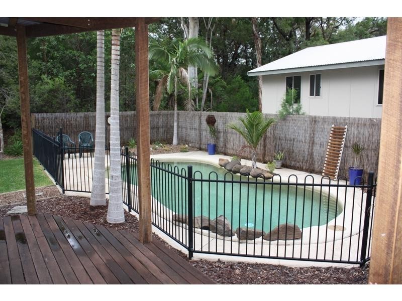 5 Esprit Drive, Rainbow Beach QLD 4581