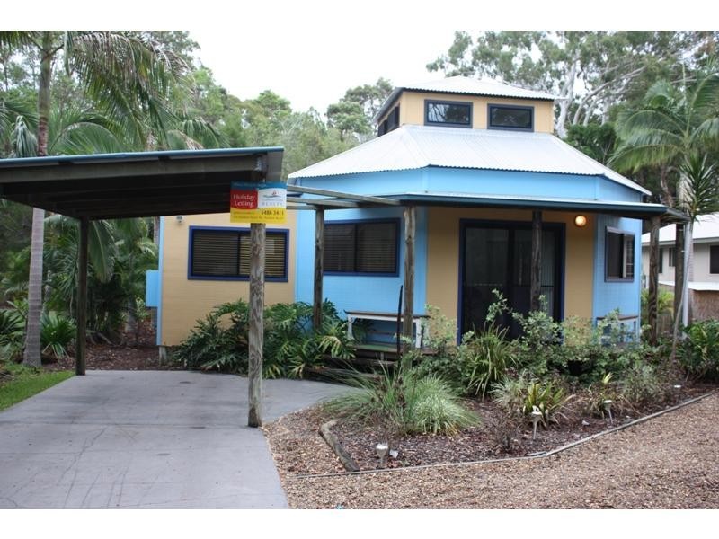 5 Esprit Drive, Rainbow Beach QLD 4581