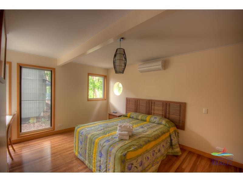 8 Satinwood Drive, Rainbow Beach QLD 4581