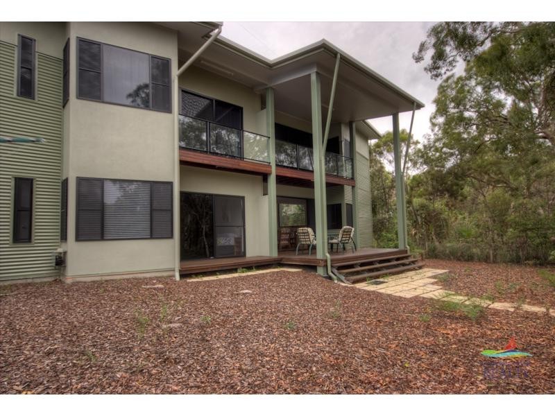 23 Belle Court, Rainbow Beach QLD 4581