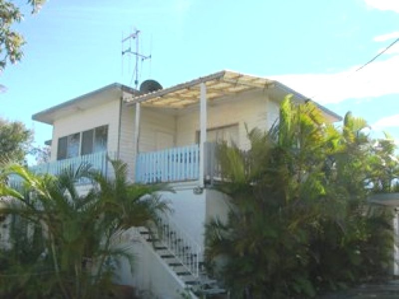 2/14 Spectrum Street, Rainbow Beach QLD 4581