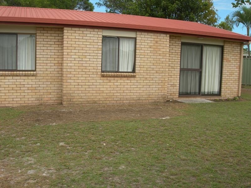 2/37 Bombala Crescent, Rainbow Beach QLD 4581