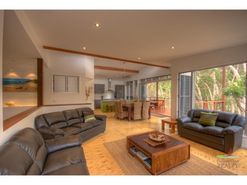 17 Naiad Court, Rainbow Beach QLD 4581