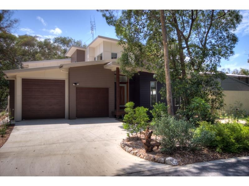 17 Naiad Court, Rainbow Beach QLD 4581