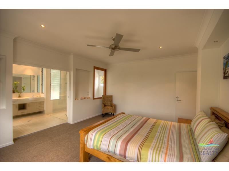 17 Naiad Court, Rainbow Beach QLD 4581