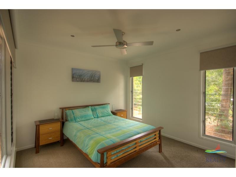 17 Naiad Court, Rainbow Beach QLD 4581