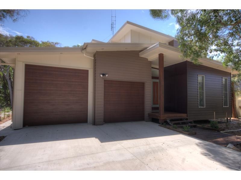 17 Naiad Court, Rainbow Beach QLD 4581