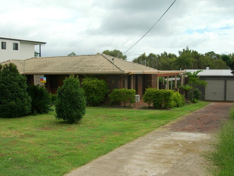 8 Carlo Road, Rainbow Beach QLD 4581
