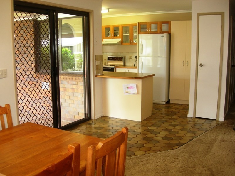 8 Carlo Road, Rainbow Beach QLD 4581