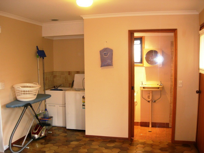 8 Carlo Road, Rainbow Beach QLD 4581