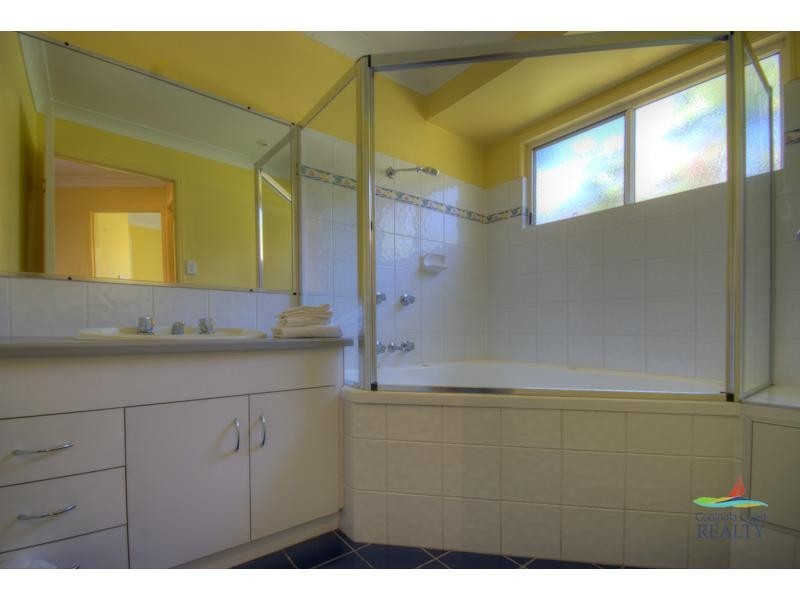 3 Esprit Drive, Rainbow Beach QLD 4581