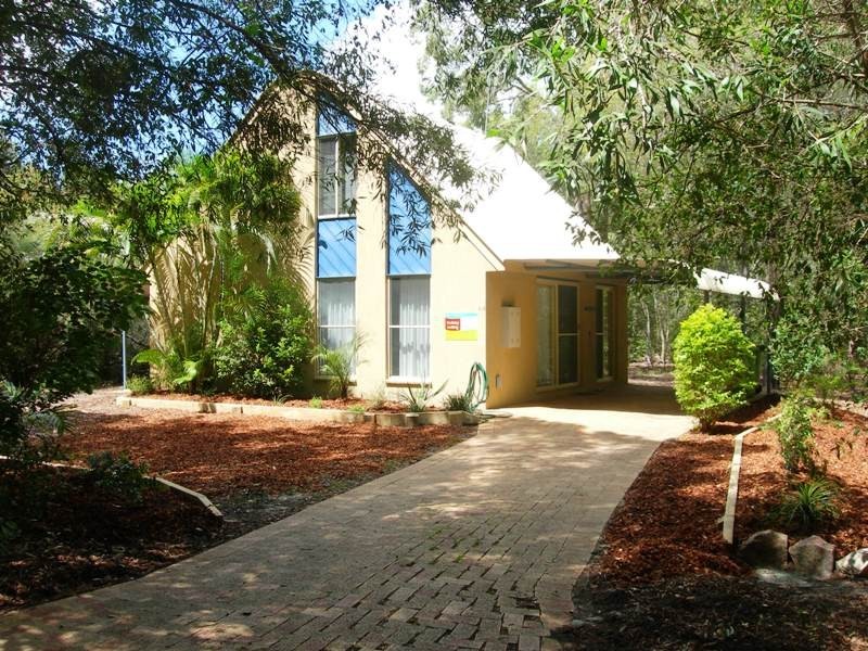 15 Satinwood Drive, Rainbow Beach QLD 4581