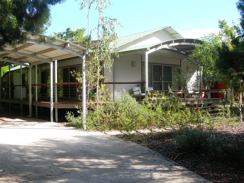 34 Satinwood Drive, Rainbow Beach QLD 4581