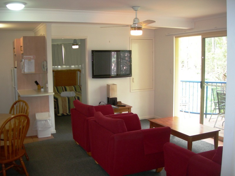 Unit 24/2 Double Island Drive, Rainbow Beach QLD 4581