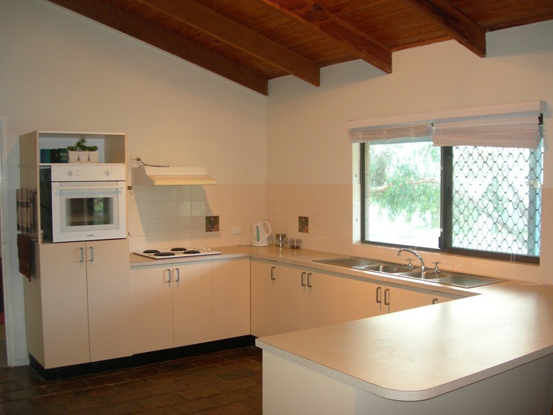 24 Bombala Crescent, Rainbow Beach QLD 4581