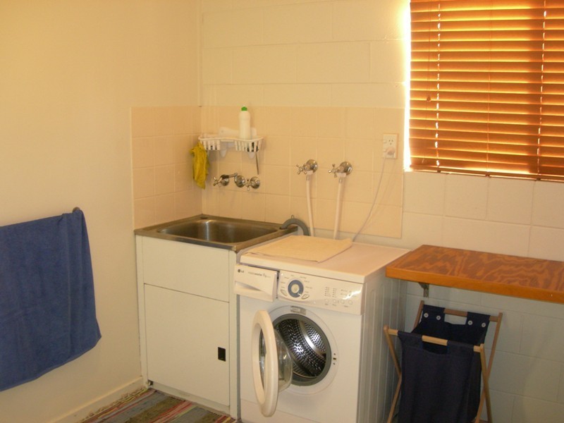 24 Bombala Crescent, Rainbow Beach QLD 4581