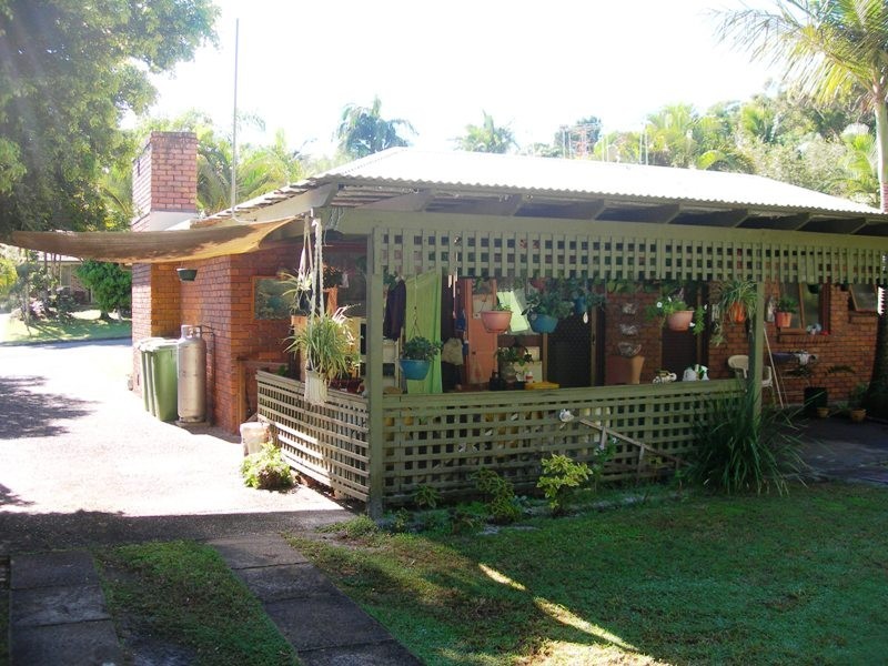 24 Bomburra Court, Rainbow Beach QLD 4581