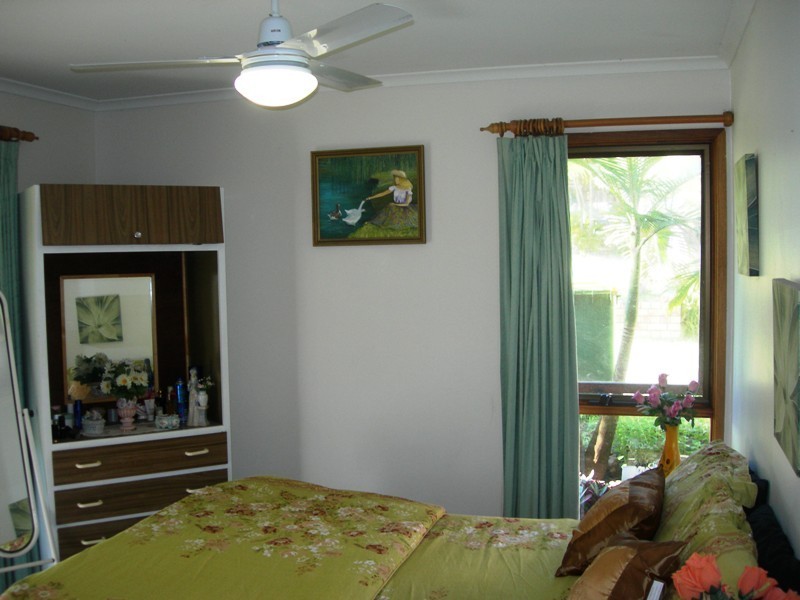 24 Bomburra Court, Rainbow Beach QLD 4581