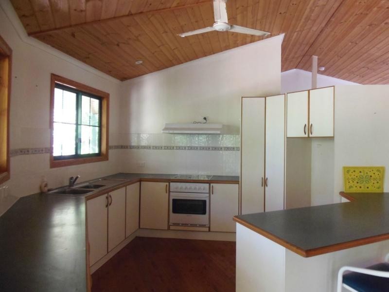 17 Orania Court, Rainbow Beach QLD 4581