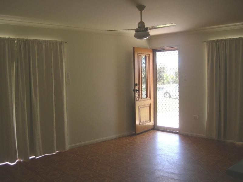 34 Cypress Avenue, Rainbow Beach QLD 4581