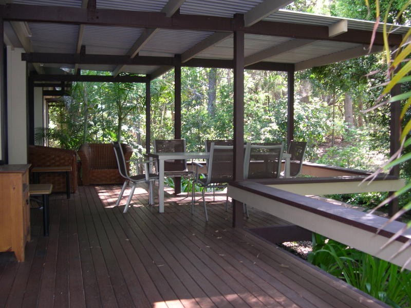 6 Orania Street, Rainbow Beach QLD 4581