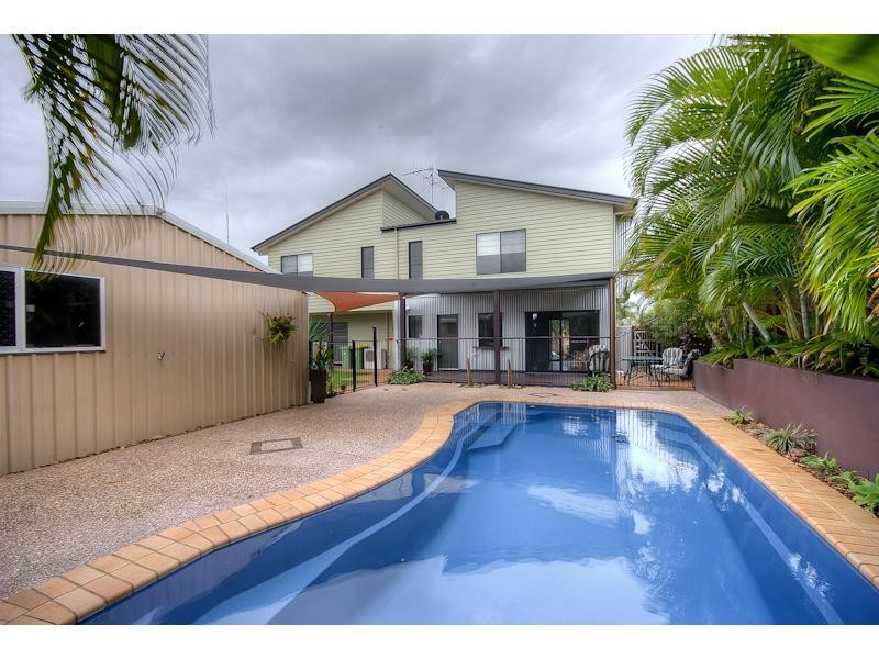 12 Tingira Close, Rainbow Beach QLD 4581