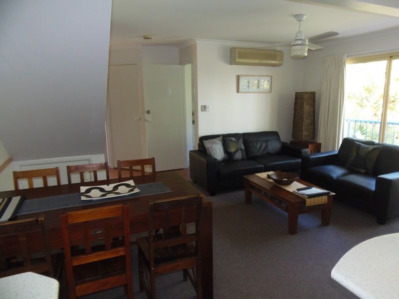 Unit 21/4 Double Island Drive, Rainbow Beach QLD 4581