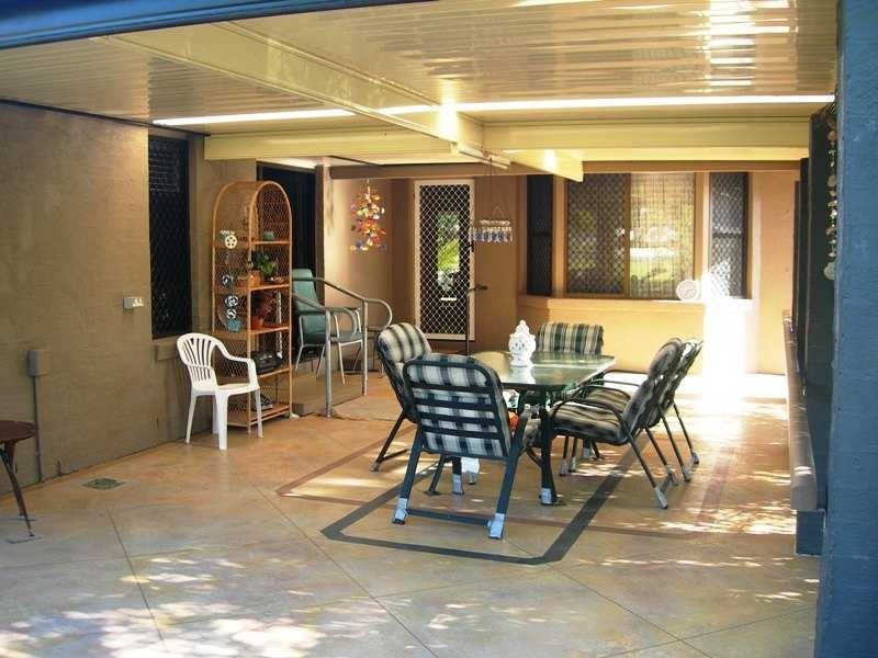 8 Coora Court, Rainbow Beach QLD 4581