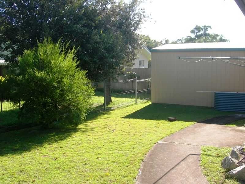 8 Coora Court, Rainbow Beach QLD 4581