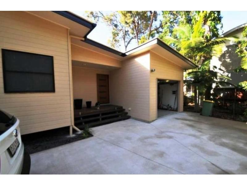 10 Satinwood Drive, Rainbow Beach QLD 4581