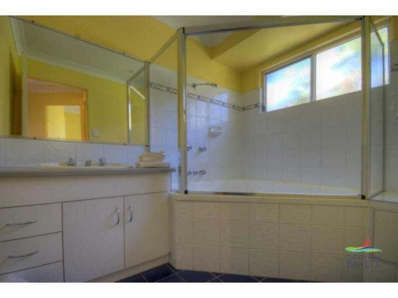 3 Esprit Drive, Rainbow Beach QLD 4581