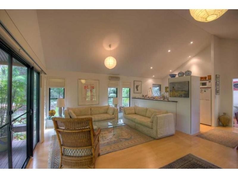 2 Esprit Drive, Rainbow Beach QLD 4581
