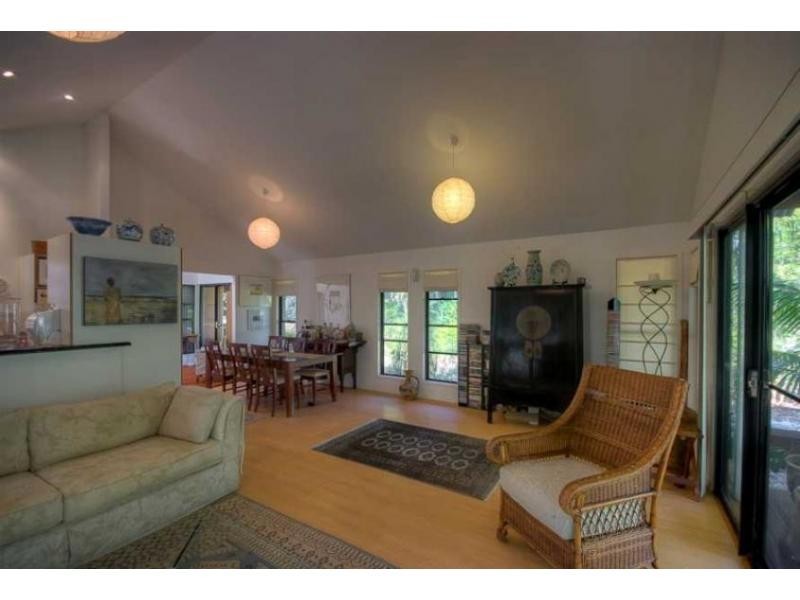 2 Esprit Drive, Rainbow Beach QLD 4581