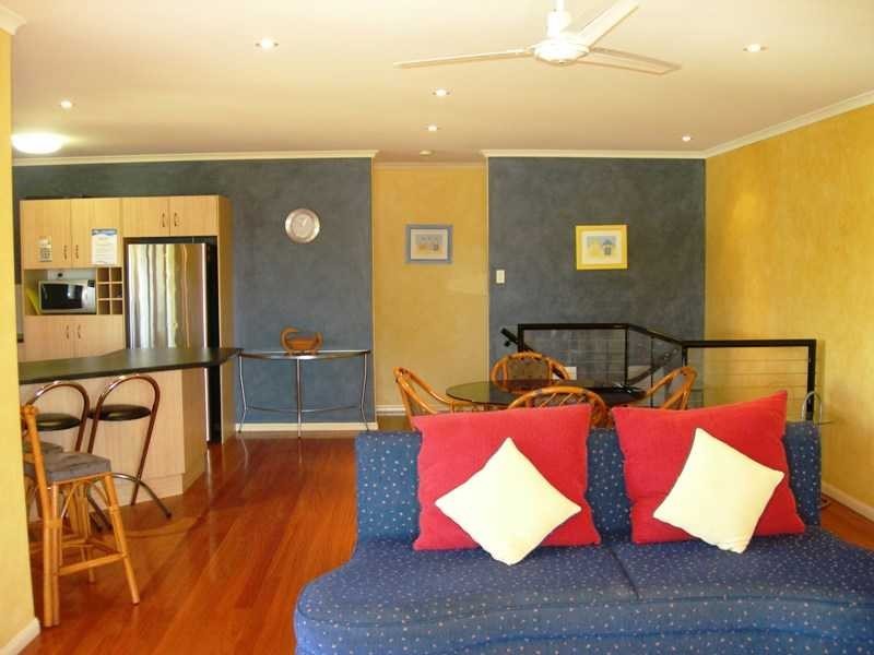 1/6 Indigo Avenue, Rainbow Beach QLD 4581