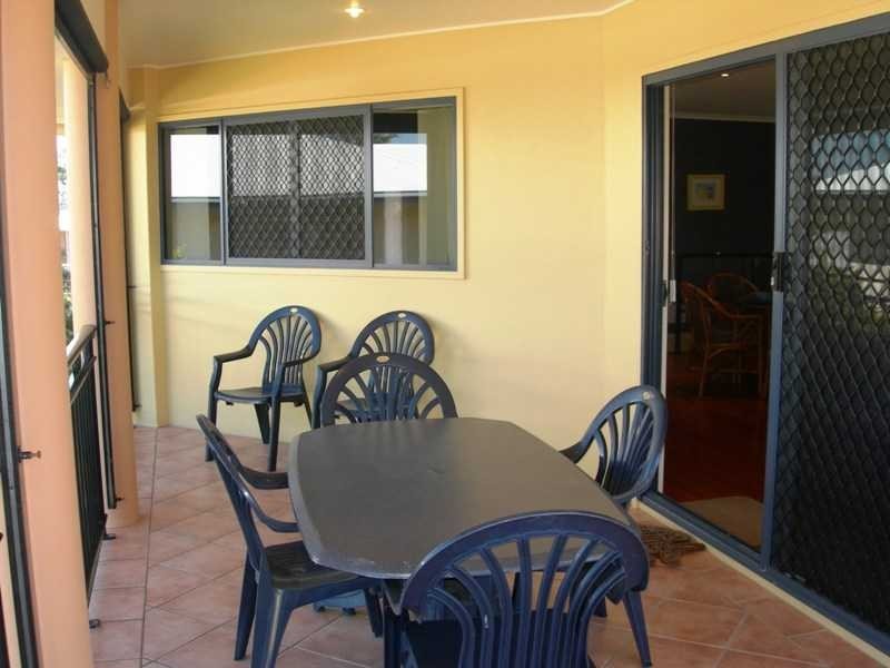 1/6 Indigo Avenue, Rainbow Beach QLD 4581